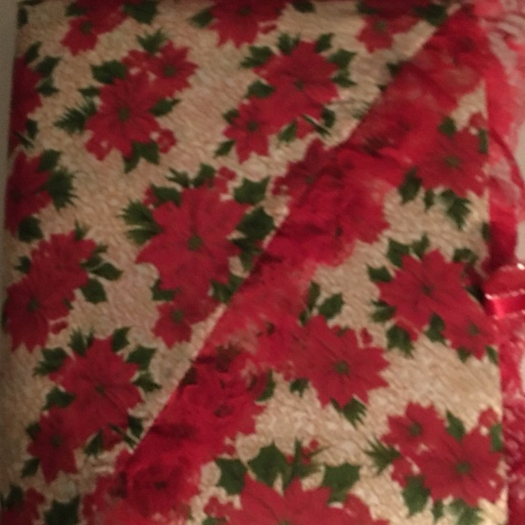 Poinsettia Flower Fabric Covered Photo Album - Picture 2 of 3